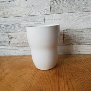 Starbucks no handle white coffee/tea mug by aida